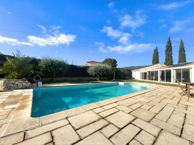 Vente Maison 6 pi�ces MOTTE 83920