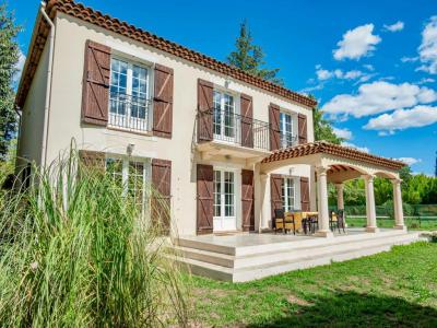 Vente Maison 7 pi�ces CORNILLON-CONFOUX 13250