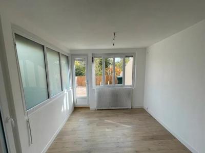 Location Maison 4 pi�ces BLAYE 33390