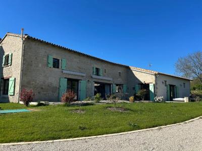 Vente Maison 8 pi�ces FONTENAY-LE-COMTE 85200