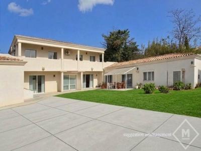 Vente Maison 8 pi�ces MARSEILLE-12EME-ARRONDISSEMENT 13012