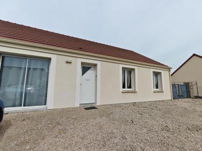 Location Maison 4 pi�ces SAINT-AY 45130