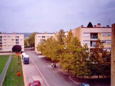 Location Appartement 4 pi�ces TOURNUS 71700