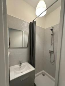 Location Appartement MARSEILLE-5EME-ARRONDISSEMENT 13005