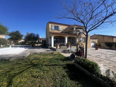 Vente Maison 6 pi�ces SAINT-GILLES 30800