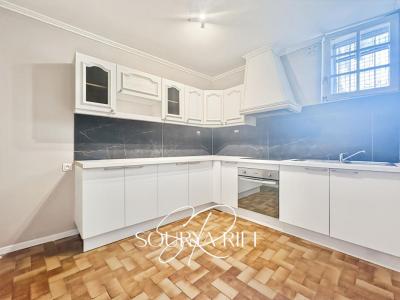 Vente Maison 5 pi�ces CARCASSONNE 11000