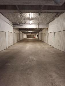 Location Parking FONTAINES-SUR-SAONE 69270