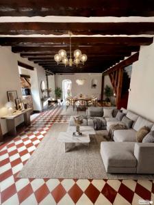 Vente Maison 13 pi�ces MONTLHERY 91310