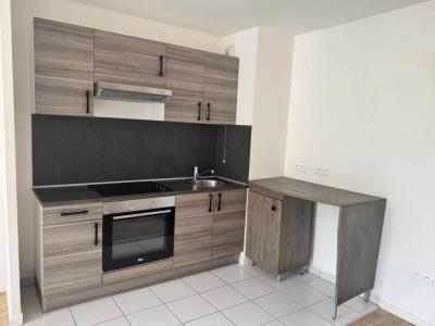 Location Appartement 2 pi�ces SAINT-PIERRE-DU-PERRAY 91280