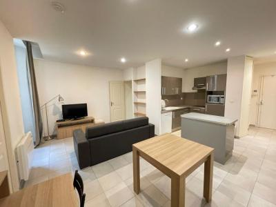 Location Appartement 2 pi�ces MARSEILLE-2EME-ARRONDISSEMENT 13002