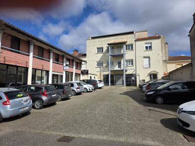 Vente Local commercial LAYRAC 47390