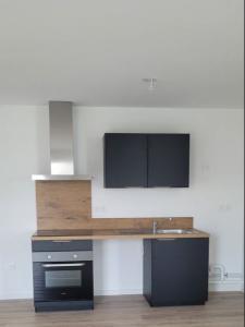 Location Appartement 2 pi�ces UZES 30700