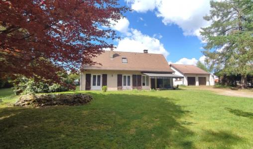 Vente Maison 8 pi�ces LANOBRE 15270