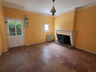 Vente Maison 3 pi�ces SAINT-CHRISTOLY-DE-BLAYE 33920