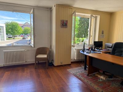 Vente Appartement 7 pi�ces LONS-LE-SAUNIER 39000