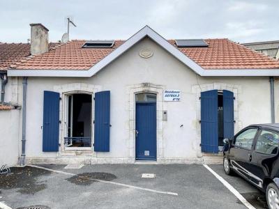 Location Appartement 2 pi�ces ROCHELLE 17000