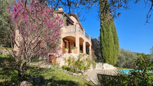 Vente Maison 5 pi�ces CLAVIERS 83830