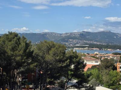 Vente Appartement 3 pi�ces SEYNE-SUR-MER 83500