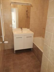 Location Appartement 4 pi�ces LAIZ 01290