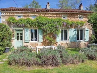 Vente Gite NANTEUIL-EN-VALLEE 16700