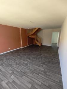 Location Appartement 5 pi�ces CHAUMONT 52000