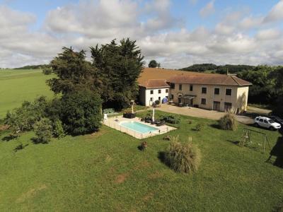 Vente Maison 9 pi�ces MIELAN 32170