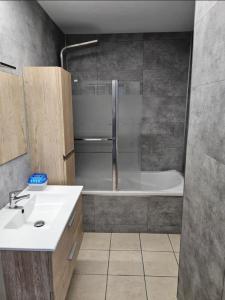Location Appartement 3 pi�ces REZE 44400