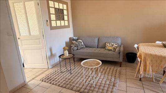 Location Appartement 2 pi�ces SEYNE-SUR-MER 83500