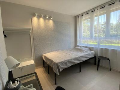 Location Appartement 7 pi�ces BRON 69500