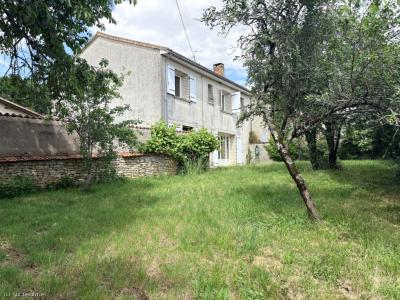 Vente Maison 6 pi�ces AUNAC 16460