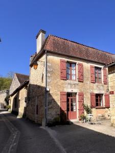 Vente Maison 8 pi�ces NANTEUIL-EN-VALLEE 16700