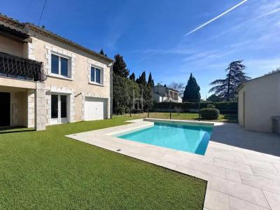 Vente Maison 6 pi�ces MOURIES 13890