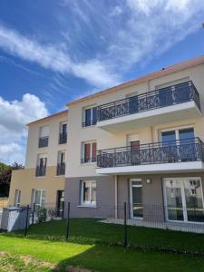 Location Appartement 2 pi�ces CANNES-ECLUSE 77130