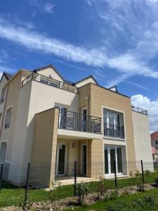 Location Appartement 2 pi�ces CANNES-ECLUSE 77130