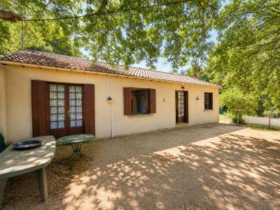 Vente Maison 5 pi�ces VEZENOBRES 30360