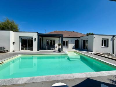Vente Maison 7 pi�ces LAIRE 25550