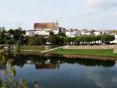 Location Appartement 2 pi�ces GUITRES 33230