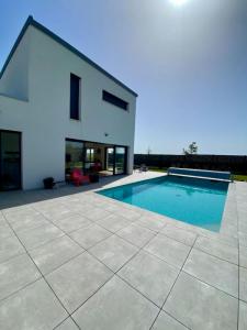 Vente Maison 6 pi�ces COURSEULLES-SUR-MER 14470