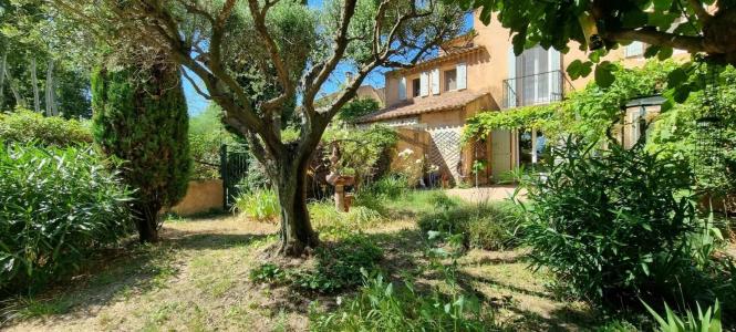 Vente Maison 7 pi�ces CUCURON 84160