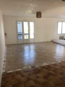 Location Maison 5 pi�ces JARRIE 17220