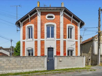 Vente Maison 6 pi�ces SAINT-YZAN-DE-SOUDIAC 33920