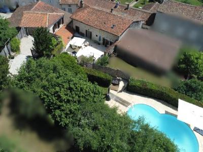 Vente Maison 9 pi�ces NANTEUIL-EN-VALLEE 16700