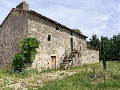 Vente Maison 5 pi�ces CIVRAY 86400