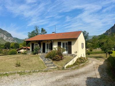 Vente Maison 5 pi�ces TARASCON-SUR-ARIEGE 09400