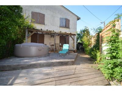 Vente Maison 5 pi�ces COUTRAS 33230