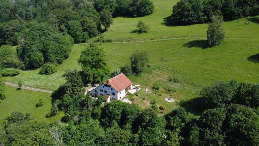 Vente Maison 8 pi�ces SAINT-HIPPOLYTE 25190