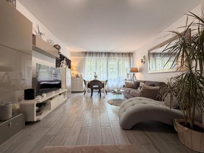 Vente Appartement 4 pi�ces AUBERGENVILLE 78410