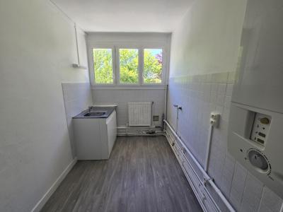 Location Appartement 3 pi�ces CHARLEVILLE-MEZIERES 08000