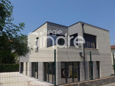 Location Maison 5 pi�ces CALUIRE-ET-CUIRE 69300