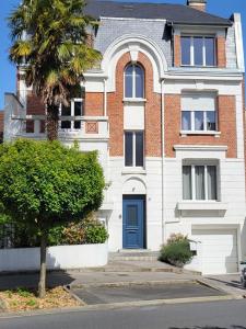 Vente Maison 11 pi�ces SAINT-QUENTIN 02100